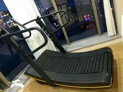 curved treadmill display