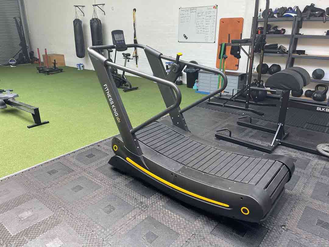 Purchase curved treadmills for home gym